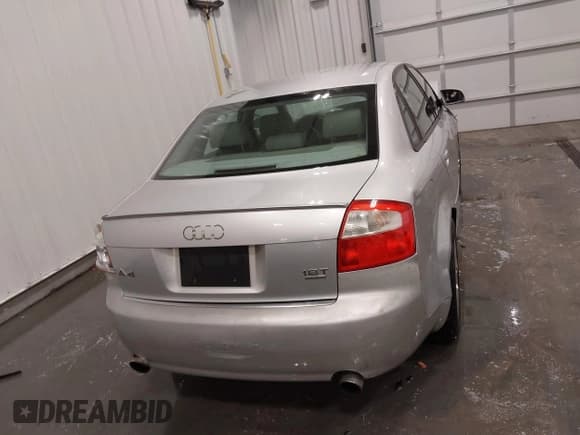 ✅ 2003 Audi A4 1.8T • VIN: WAULC68E83A278664 • Лот: 41941005. Опубликован ранее на IAAI с пробегом 146 030 миль. Бесплатный доступ к архиву аукционных продаж из США и подробный отчёт об истории автомобиля на DreamBid. Изображение 16.