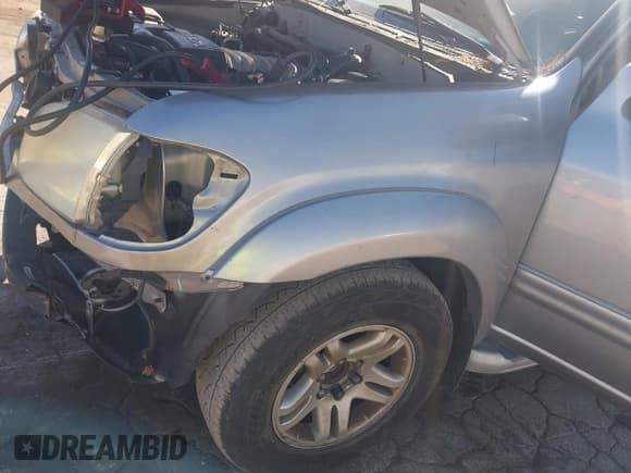 ✅ 2004 Toyota Sequoia Limited • VIN: 5TDZT38A04S216303 • Лот: 43365374. Опубликован ранее на IAAI с пробегом 220 000 миль. Бесплатный доступ к архиву аукционных продаж из США и подробный отчёт об истории автомобиля на DreamBid. Изображение 14.