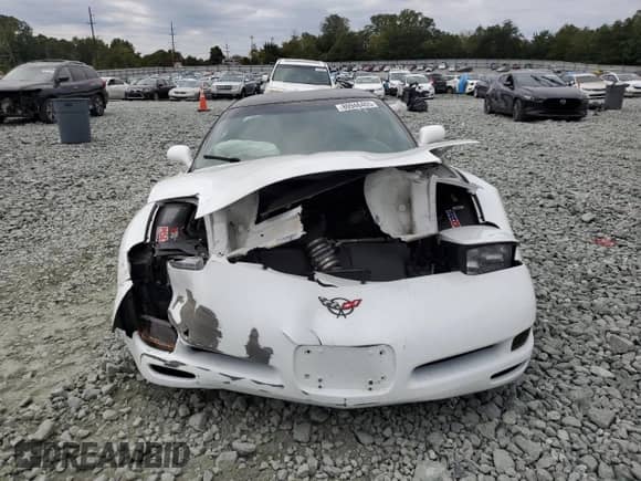 ✅ 1998 Chevrolet Corvette • VIN: 1G1YY22G8W5118626 • Lot: 80946465. Wystawiony na Copart z przebiegiem 133 198 mil mil. Skorzystaj z bezpłatnego archiwum sprzedaży aukcyjnych z USA i zobacz szczegółowy raport historii pojazdu na DreamBid. Zdjęcie 5.