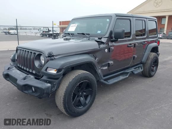 ✅ 2021 Jeep Wrangler Unlimited Willys • VIN: 1C4HJXDM4MW825094 • Lot: 41515794. Wystawiony na IAAI z przebiegiem 41 653 mil. Bezpłatny archiwum sprzedaży aukcyjnych z USA i szczegółowy raport historii pojazdu na DreamBid. Zdjęcie 2.