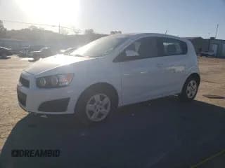 ✅ 2015 Chevrolet Sonic LS • VIN: 1G1JA6SG7F4184488 • Lot: 89676185. Listed on Copart with 76,446 mi. Free auction sales archive from the USA and detailed vehicle history report at DreamBid. Image 1.