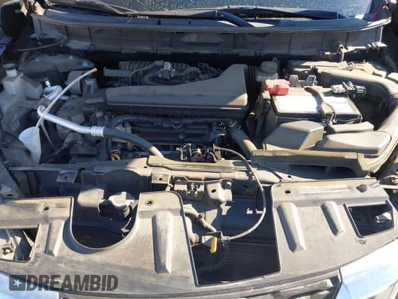 ✅ 2017 Nissan Rogue SV • VIN: JN8AT2MT5HW144572 • Lot: 43812229. Wystawiony na IAAI z przebiegiem 73 896 mil. Bezpłatny archiwum sprzedaży aukcyjnych z USA i szczegółowy raport historii pojazdu na DreamBid. Zdjęcie 10.