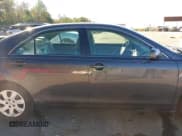 ✅ 2011 Toyota Camry LE • VIN: 4T1BF3EK3BU161825 • Lot: 43654238. Wystawiony na IAAI z przebiegiem 127 866 mil. Bezpłatny archiwum sprzedaży aukcyjnych z USA i szczegółowy raport historii pojazdu na DreamBid. Zdjęcie 13.