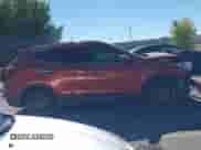 2018 Hyundai Santa Fe 2.4L z VIN 5XYZU3LB8JG523000, wystawiony jako IAAI lot #43263685 z przebiegiem 96 480 mil mil oraz . Historia ofert i sprzedaży dostępna na DreamBid. Obrazek 13.