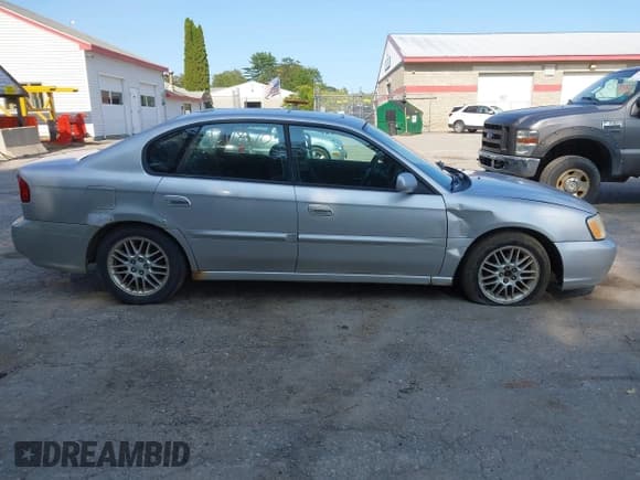 ✅ 2003 Subaru Legacy L • VIN: 4S3BE635136215327 • Лот: 43178570. Опубликован ранее на IAAI с пробегом 201 028 миль. Бесплатный доступ к архиву аукционных продаж из США и подробный отчёт об истории автомобиля на DreamBid. Изображение 14.