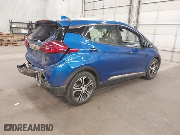 ✅ 2021 Chevrolet Bolt EV Premier • VIN: 1G1FZ6S04M4112890 • Lot: 42108914. Listed on IAAI with 68,452 mi. Free auction sales archive from the USA and detailed vehicle history report at DreamBid. Image 4.