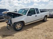 ✅ 1998 GMC Sierra 1500 • VIN: 1GTEC19R4WR504009 • Lot: 61786725. Wystawiony na Copart z przebiegiem 261 876 mil. Bezpłatny archiwum sprzedaży aukcyjnych z USA i szczegółowy raport historii pojazdu na DreamBid. Zdjęcie 1.