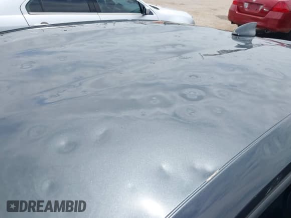 ✅ 2018 Chevrolet Camaro 2LT • VIN: 1G1FD1RS7J0140128 • Lot: 42464288. Wystawiony na IAAI z przebiegiem 56 804 mil. Bezpłatny archiwum sprzedaży aukcyjnych z USA i szczegółowy raport historii pojazdu na DreamBid. Zdjęcie 17.