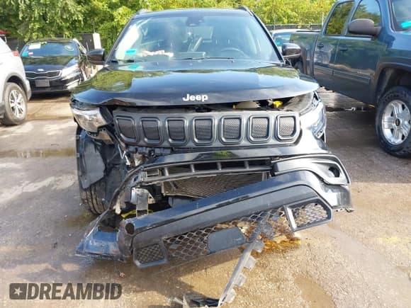 ✅ 2022 Jeep Compass Latitude • VIN: 3C4NJDBB0NT124370 • Lot: 43007081. Listed on IAAI with 34,161 mi. Free auction sales archive from the USA and detailed vehicle history report at DreamBid. Image 6.