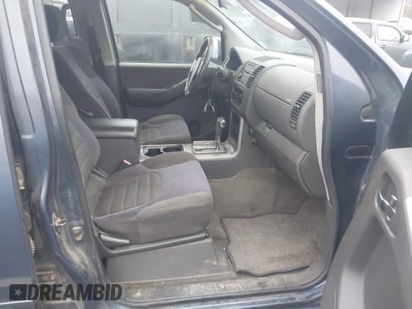 ✅ 2007 Nissan Pathfinder LE • VIN: 5N1AR18U27C602359 • Lot: 43838229. Listed on IAAI with 217,740 mi. Free auction sales archive from the USA and detailed vehicle history report at DreamBid. Image 5.