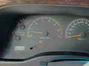 ✅ 2000 Dodge Durango • VIN: 1B4HS28N3YF247995 • Lot: 60335695. Wystawiony na Copart z przebiegiem 245 789 mil. Bezpłatny archiwum sprzedaży aukcyjnych z USA i szczegółowy raport historii pojazdu na DreamBid. Zdjęcie 9.