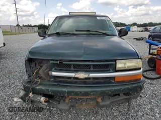 ✅ 2002 Chevrolet Blazer LS • VIN: 1GNCS13W72K150263 • Lot: 66051005. Wystawiony na Copart z przebiegiem 103 669 mil. Bezpłatny archiwum sprzedaży aukcyjnych z USA i szczegółowy raport historii pojazdu na DreamBid. Zdjęcie 5.