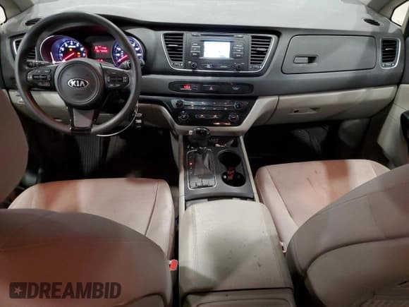 ✅ 2015 Kia Sedona LX • VIN: KNDMB5C17F6043883 • Лот: 89453075. Опубликован ранее на Copart с пробегом 64 942 миль. Бесплатный доступ к архиву аукционных продаж из США и подробный отчёт об истории автомобиля на DreamBid. Изображение 8.