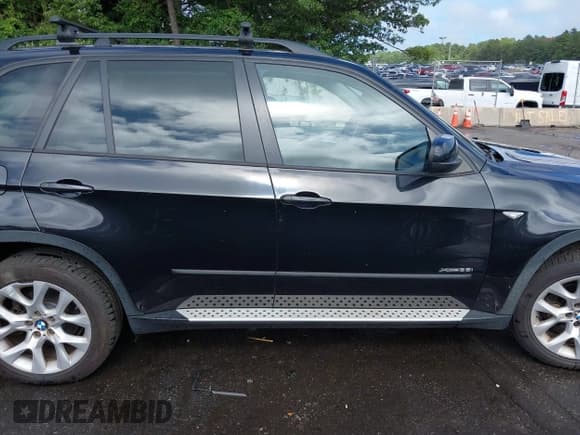 ✅ 2012 BMW X5 35i • VIN: 5UXZV4C52CL749729 • Lot: 42665479. Listed on IAAI with 151,819 mi. Free auction sales archive from the USA and detailed vehicle history report at DreamBid. Image 13.