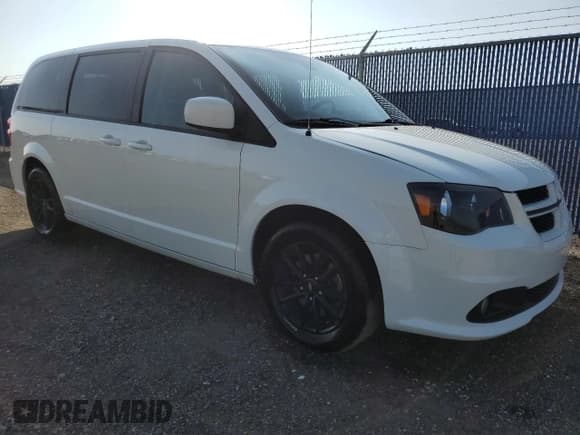 ✅ 2020 Dodge Grand Caravan GT • VIN: 2C4RDGEG9LR152203 • Lot: 82050295. Wystawiony na Copart z przebiegiem 105 909 mil. Bezpłatny archiwum sprzedaży aukcyjnych z USA i szczegółowy raport historii pojazdu na DreamBid. Zdjęcie 4.