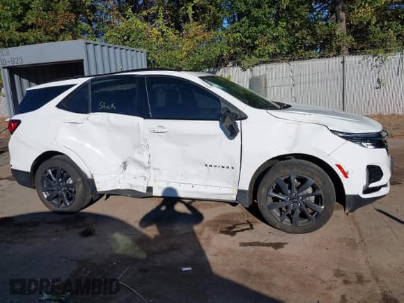 ✅ 2024 Chevrolet Equinox RS • VIN: 3GNAXWEG8RS129819 • Lot: 43454214. Listed on IAAI with 34,199 mi. Free auction sales archive from the USA and detailed vehicle history report at DreamBid. Image 13.