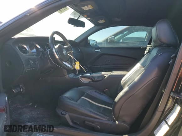 ✅ 2012 Ford Mustang GT • VIN: 1ZVBP8FF6C5227633 • Lot: 82675984. Listed on Copart with 83,672 mi. Free auction sales archive from the USA and detailed vehicle history report at DreamBid. Image 7.