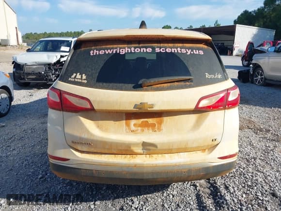 ✅ 2018 Chevrolet Equinox LT • VIN: 2GNAXJEV7J6326839 • Lot: 43398569. Listed on IAAI with 169,804 mi. Free auction sales archive from the USA and detailed vehicle history report at DreamBid. Image 16.