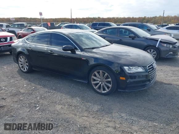 ✅ 2012 Audi A7 Prestige • VIN: WAU2GAFCXCN095893 • Lot: 43577748. Listed on IAAI with 173,888 mi. Free auction sales archive from the USA and detailed vehicle history report at DreamBid. Image 1.