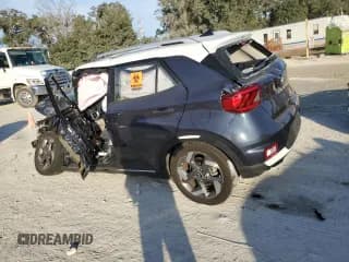 ✅ 2022 Hyundai Venue SEL • VIN: KMHRC8A39NU162596 • Lot: 83811984. Listed on Copart with Not provided. Free auction sales archive from the USA and detailed vehicle history report at DreamBid. Image 2.