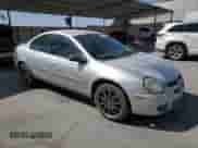 2005 Dodge Neon SXT z VIN 1B3ES56C45D268209, wystawiony jako Copart lot #51127945 z przebiegiem 210 166 mil mil oraz Szkoda całkowita • Salvage title. Historia ofert i sprzedaży dostępna na DreamBid. Obrazek 4.