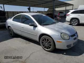 2005 Dodge Neon SXT z VIN 1B3ES56C45D268209, wystawiony jako Copart lot #51127945 z przebiegiem 210 166 mil mil oraz Szkoda całkowita • Salvage title. Historia ofert i sprzedaży dostępna na DreamBid. Obrazek 4.