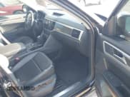 ✅ 2018 Volkswagen Atlas SEL • VIN: 1V2ER2CA8JC527164 • Лот: 43341407. Опубликован ранее на IAAI с пробегом 162 828 миль. Бесплатный доступ к архиву аукционных продаж из США и подробный отчёт об истории автомобиля на DreamBid. Изображение 5.