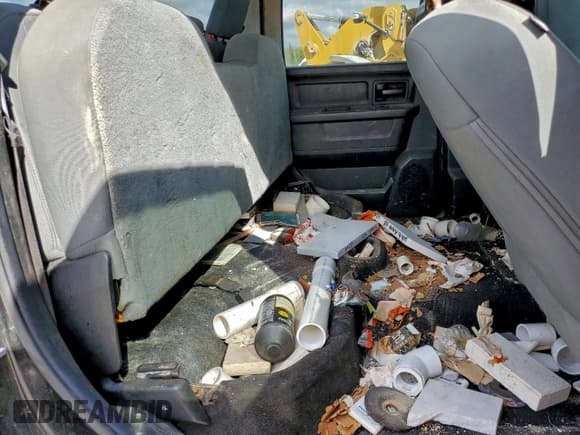 ✅ 2015 Ram 1500 Express • VIN: 1C6RR6KT0FS505595 • Lot: 90941915. Wystawiony na Copart z przebiegiem 134 052 mil. Bezpłatny archiwum sprzedaży aukcyjnych z USA i szczegółowy raport historii pojazdu na DreamBid. Zdjęcie 10.