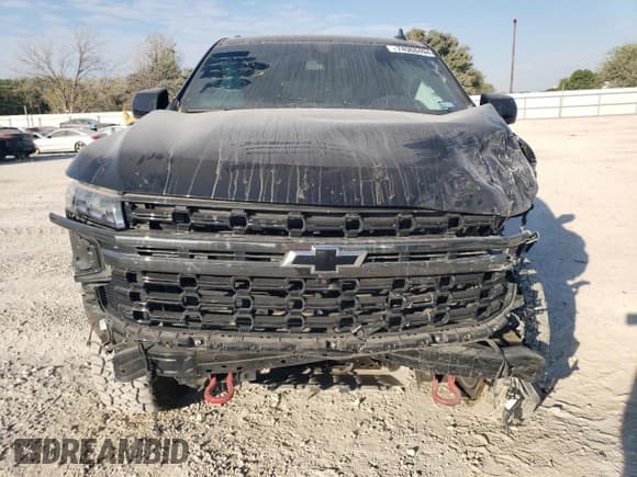 ✅ 2022 Chevrolet Suburban Z71 • VIN: 1GNSKDKD3NR216414 • Lot: 74988494. Wystawiony na Copart z przebiegiem 38 223 mil. Bezpłatny archiwum sprzedaży aukcyjnych z USA i szczegółowy raport historii pojazdu na DreamBid. Zdjęcie 5.