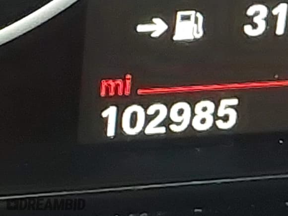 ✅ 2018 BMW 3 Series 330i xDrive • VIN: WBA8D9G52JNU70237 • Лот: 43186572. Опубликован ранее на IAAI с пробегом 102 985 миль. Бесплатный доступ к архиву аукционных продаж из США и подробный отчёт об истории автомобиля на DreamBid. Изображение 7.