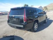✅ 2017 Cadillac Escalade ESV Premium Luxury • VIN: 1GYS3JKJ6HR216559 • Lot: 41616083. Wystawiony na IAAI z przebiegiem 127 772 mil. Bezpłatny archiwum sprzedaży aukcyjnych z USA i szczegółowy raport historii pojazdu na DreamBid. Zdjęcie 4.