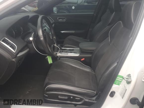 ✅ 2020 Acura TLX w/A-Spec Pkg • VIN: 19UUB1F67LA010893 • Лот: 82230015. Опубликован ранее на Copart с пробегом Не указан. Бесплатный доступ к архиву аукционных продаж из США и подробный отчёт об истории автомобиля на DreamBid. Изображение 7.