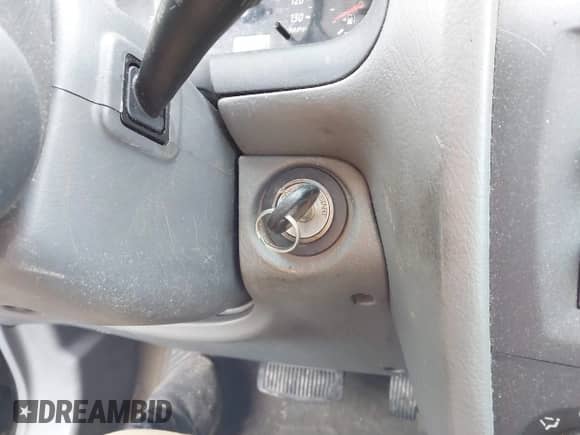 2004 Hyundai Santa Fe GLS с VIN KM8SC13D34U727938, выставлен на аукционе IAAI как лот 41520919 с пробегом 136 123 миль миль и . История ставок и продаж доступна на DreamBid. Изображение 11.