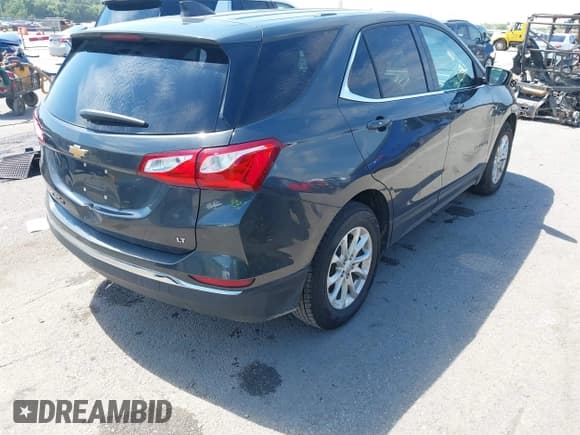 ✅ 2019 Chevrolet Equinox LT • VIN: 2GNAXKEV1K6107348 • Lot: 43088020. Wystawiony na IAAI z przebiegiem 134 383 mil. Bezpłatny archiwum sprzedaży aukcyjnych z USA i szczegółowy raport historii pojazdu na DreamBid. Zdjęcie 4.