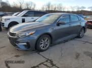 ✅ 2019 Kia Optima S • VIN: 5XXGT4L38KG377387 • Лот: 90328595. Опубликован ранее на Copart с пробегом 92 338 миль. Бесплатный доступ к архиву аукционных продаж из США и подробный отчёт об истории автомобиля на DreamBid. Изображение 1.