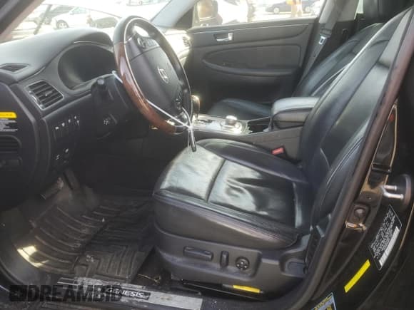 ✅ 2011 Hyundai Genesis • VIN: KMHGC4DF6BU121649 • Лот: 90789035. Опубликован ранее на Copart с пробегом 106 593 миль. Бесплатный доступ к архиву аукционных продаж из США и подробный отчёт об истории автомобиля на DreamBid. Изображение 7.