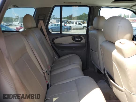 ✅ 2006 Buick Rainier CXL • VIN: 5GADS13S262230314 • Lot: 80493805. Wystawiony na Copart z przebiegiem 169 639 mil. Bezpłatny archiwum sprzedaży aukcyjnych z USA i szczegółowy raport historii pojazdu na DreamBid. Zdjęcie 11.