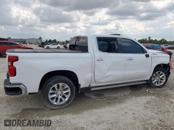 ✅ 2021 Chevrolet Silverado 1500 LTZ • VIN: 3GCUYGET1MG373006 • Lot: 65269775. Wystawiony na Copart z przebiegiem 52 396 mil. Bezpłatny archiwum sprzedaży aukcyjnych z USA i szczegółowy raport historii pojazdu na DreamBid. Zdjęcie 5.