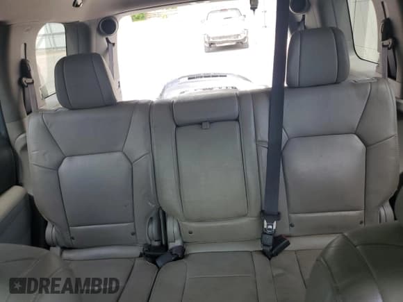 ✅ 2013 Honda Pilot Touring • VIN: 5FNYF3H9XDB006370 • Lot: 53790745. Listed on Copart with 208,915 mi. Free auction sales archive from the USA and detailed vehicle history report at DreamBid. Image 10.
