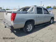 ✅ 2005 Chevrolet Avalanche LS • VIN: 3GNEC12Z95G273950 • Lot: 58542605. Listed on Copart with 120,975 mi. Free auction sales archive from the USA and detailed vehicle history report at DreamBid. Image 3.