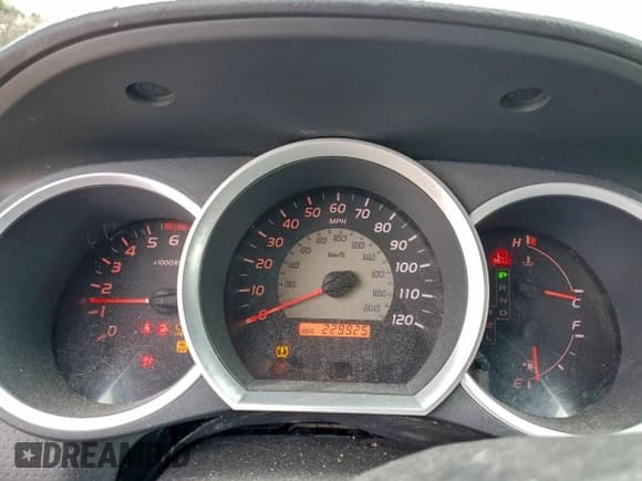 ✅ 2011 Toyota Tacoma PreRunner • VIN: 5TFJX4GN9BX002350 • Lot: 93178255. Listed on Copart with 229,925 mi. Free auction sales archive from the USA and detailed vehicle history report at DreamBid. Image 9.