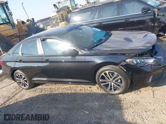 ✅ 2023 Volkswagen Jetta Sport • VIN: 3VWAM7BU5PM052116 • Lot: 43210653. Listed on IAAI with 27,675 mi. Free auction sales archive from the USA and detailed vehicle history report at DreamBid. Image 13.