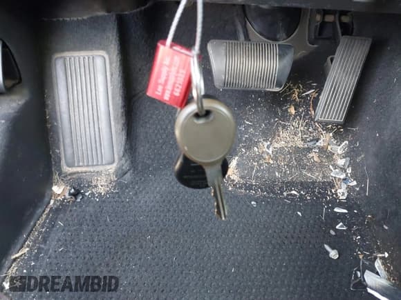 ✅ 2004 Chrysler PT Cruiser • VIN: 3C4FY48B04T267339 • Lot: 41684937. Listed on IAAI with 160,283 mi. Free auction sales archive from the USA and detailed vehicle history report at DreamBid. Image 11.