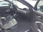 ✅ 2023 Audi Q3 S line Premium Plus • VIN: WA1EECF33P1038217 • Lot: 43367876. Wystawiony na IAAI z przebiegiem 12 194 mil. Bezpłatny archiwum sprzedaży aukcyjnych z USA i szczegółowy raport historii pojazdu na DreamBid. Zdjęcie 5.