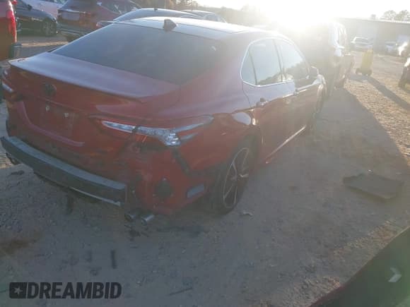 ✅ 2019 Toyota Camry XSE • VIN: 4T1BZ1HK7KU025219 • Lot: 43624847. Listed on IAAI with 116,366 mi. Free auction sales archive from the USA and detailed vehicle history report at DreamBid. Image 4.