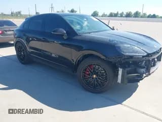 ✅ 2025 Porsche Cayenne S • VIN: WP1BL2AY9SDA39504 • Lot: 43445910. Wystawiony na IAAI z przebiegiem 5 413 mil. Bezpłatny archiwum sprzedaży aukcyjnych z USA i szczegółowy raport historii pojazdu na DreamBid. Zdjęcie 1.