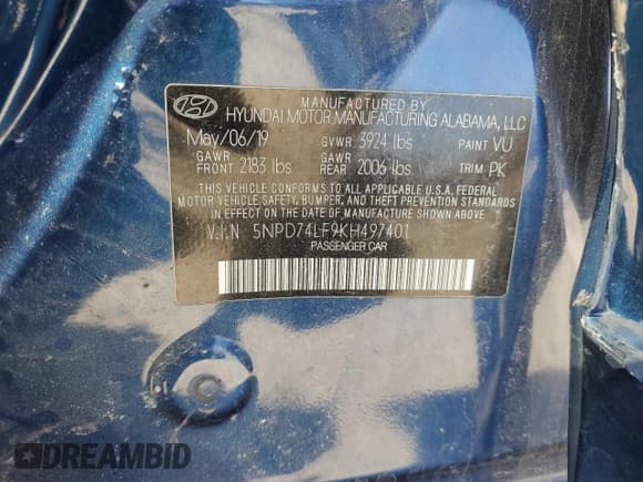 ✅ 2019 Hyundai Elantra SE • VIN: 5NPD74LF9KH497401 • Lot: 46142455. Listed on Copart with 104,860 mi. Free auction sales archive from the USA and detailed vehicle history report at DreamBid. Image 12.