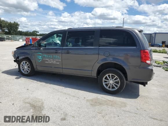 ✅ 2020 Dodge Grand Caravan SXT • VIN: 2C4RDGCG6LR228351 • Лот: 64020495. Опубликован ранее на Copart с пробегом 48 141 миль. Бесплатный доступ к архиву аукционных продаж из США и подробный отчёт об истории автомобиля на DreamBid. Изображение 2.