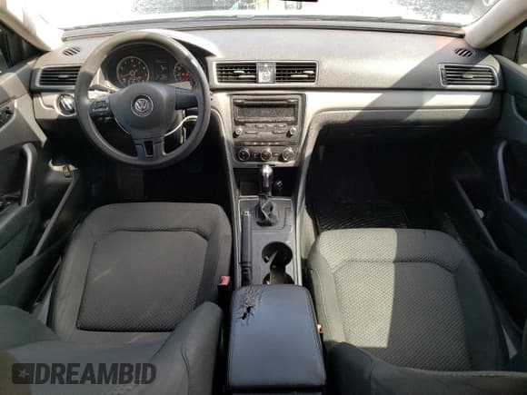 ✅ 2012 Volkswagen Passat S • VIN: 1VWAP7A38CC065678 • Lot: 57175515. Listed on Copart with 200,842 mi. Free auction sales archive from the USA and detailed vehicle history report at DreamBid. Image 8.