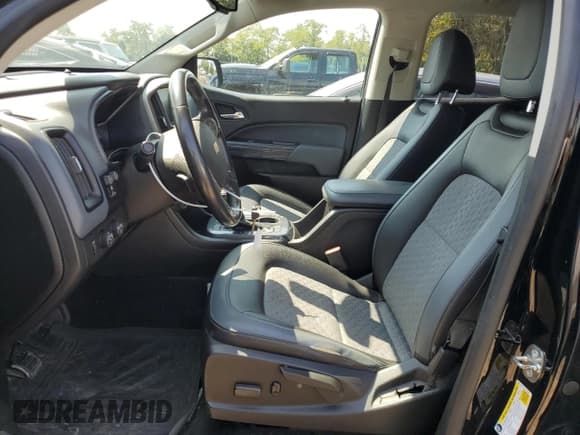 ✅ 2018 Chevrolet Colorado 4WD Z71 • VIN: 1GCPTDE19J1159156 • Лот: 68836254. Опубликован ранее на Copart с пробегом 174 408 миль. Бесплатный доступ к архиву аукционных продаж из США и подробный отчёт об истории автомобиля на DreamBid. Изображение 7.